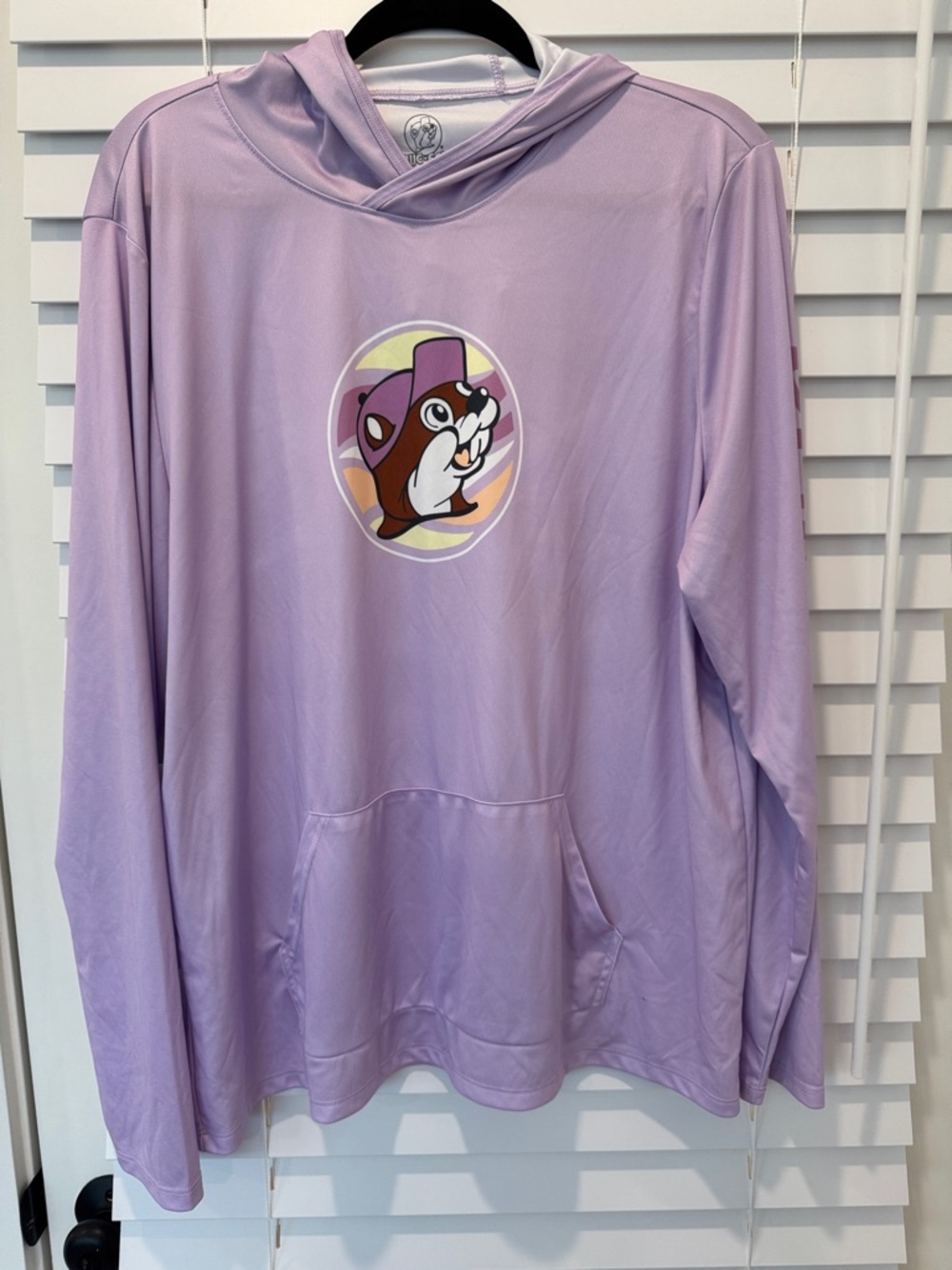 Buc-ee’s Beaver Long Sleeve Lightweight Hoodie Women’s 2X Kangaroo Pocket NWOT.